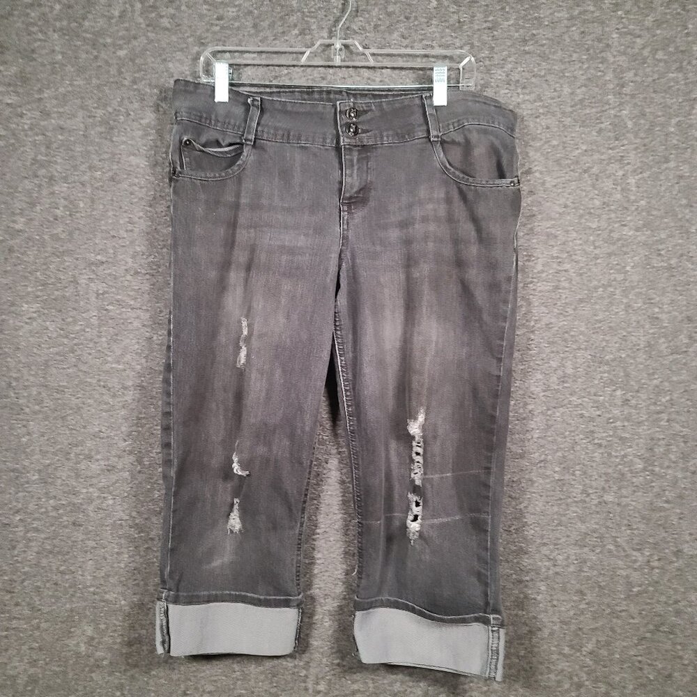 GLO Size 17 Juniors Black/Gray Acid Wash Jean Capris